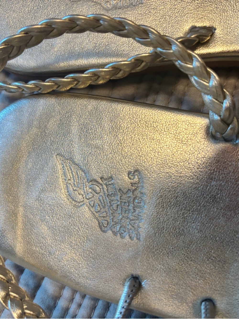 Leather
: Platinum color, Leather
8.5
Handmade in Greece - Picture 5 of 8